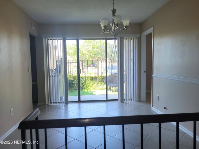 7647 LAS PALMAS Way 224, Jacksonville, FL 32256