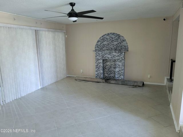 7647 LAS PALMAS Way 224, Jacksonville, FL 32256