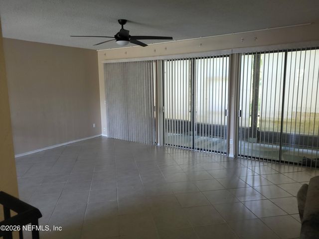 7647 LAS PALMAS Way 224, Jacksonville, FL 32256
