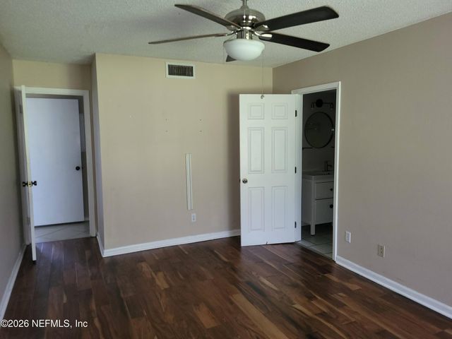 7647 LAS PALMAS Way 224, Jacksonville, FL 32256