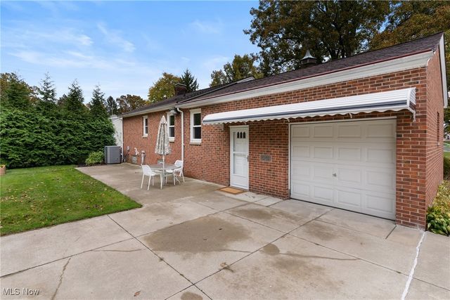 36725 Pettibone Road, Solon, OH 44139