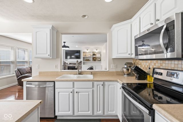 8117 Winterset Circle, Indianapolis, IN 46214