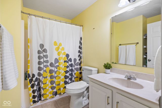 8117 Winterset Circle, Indianapolis, IN 46214