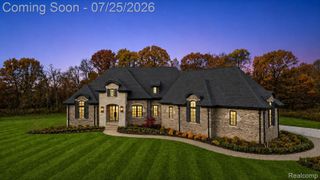 1597 Vista Drive, Oakland Charter Township, MI 48363