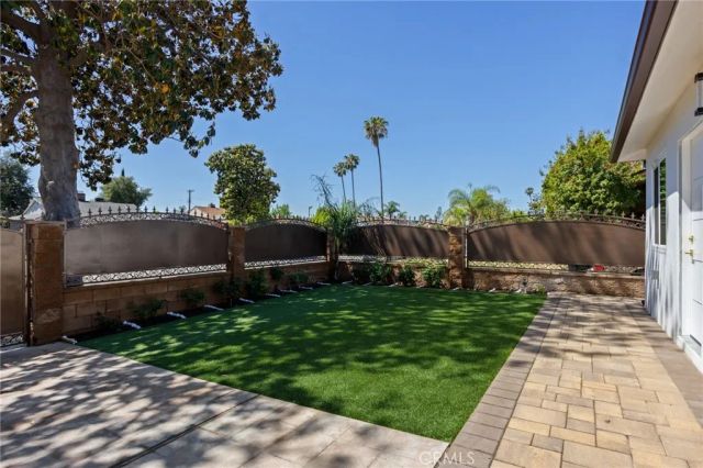 12531 Vose, North Hollywood, CA 91605
