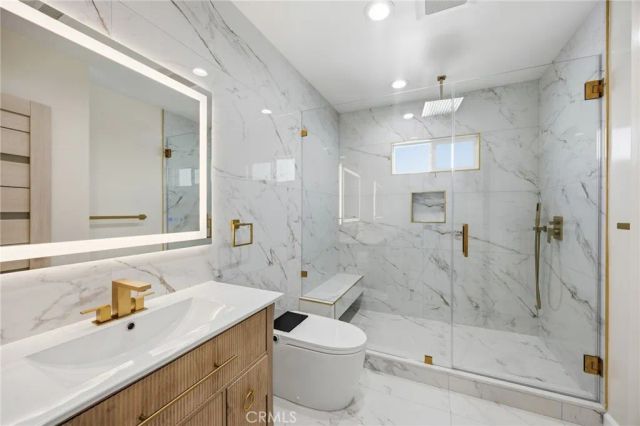 12531 Vose, North Hollywood, CA 91605