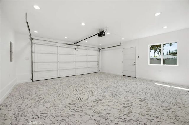 12531 Vose, North Hollywood, CA 91605