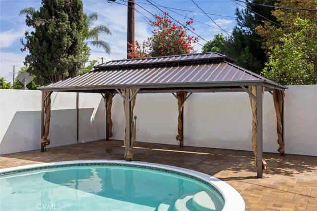 12531 Vose, North Hollywood, CA 91605