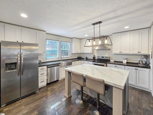 615 Generostee Church Road, Starr, SC 29684