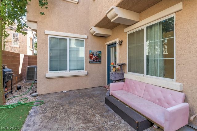9862 November Rain Street, Las Vegas, NV 89178