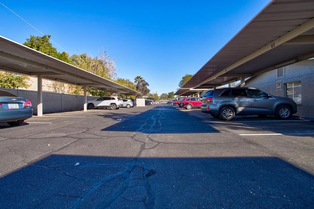 3402 N 32nd Street Unit 129, Phoenix, AZ 85018