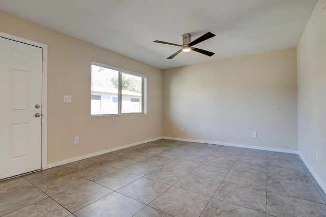 3402 N 32nd Street Unit 129, Phoenix, AZ 85018