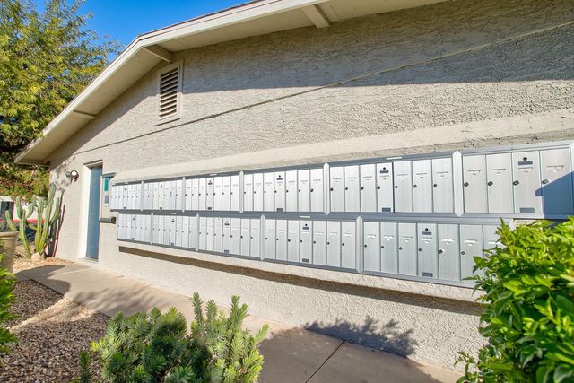 3402 N 32nd Street Unit 129, Phoenix, AZ 85018