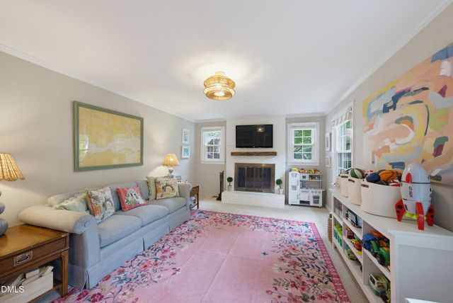 419 E Rowan Street, Raleigh, NC 27609