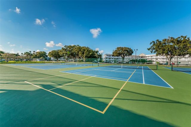 2295 BELGIAN LANE 5, Clearwater, FL 33763