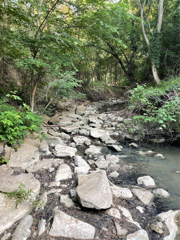 150 Ash Creek Court, Springtown, TX 76082