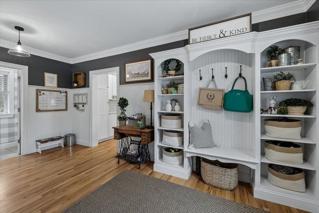 5 Whiting Farm Drive, Amherst, NH 03031