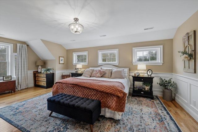 5 Whiting Farm Drive, Amherst, NH 03031