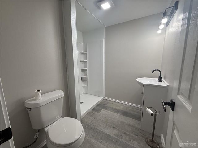 1521 Thompson Road, Mission, TX 78573