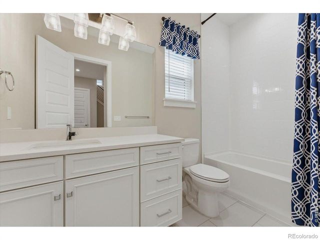 1768 Barefoot Drive, Windsor, CO 80550