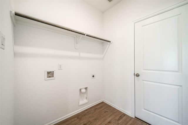 1951 Foxtail Creek Court, Crosby, TX 77532