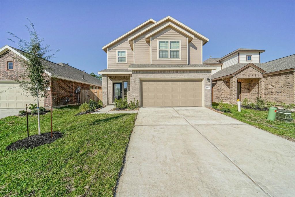 1951 Foxtail Creek Court, Crosby, TX 77532