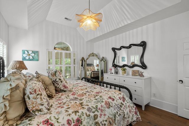 15 Cherbourg Pl, Pawleys Island, SC 29585