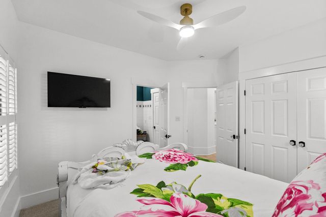 15 Cherbourg Pl, Pawleys Island, SC 29585
