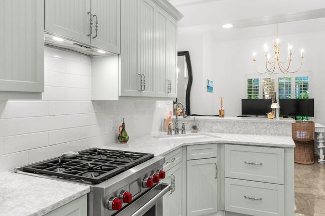 15 Cherbourg Pl, Pawleys Island, SC 29585