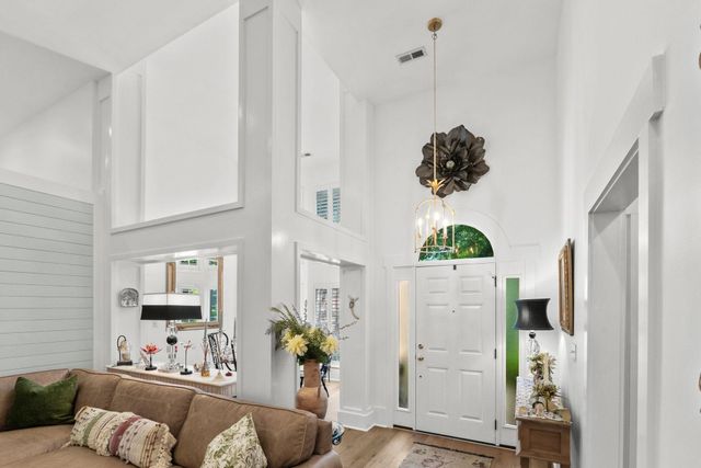 15 Cherbourg Pl, Pawleys Island, SC 29585