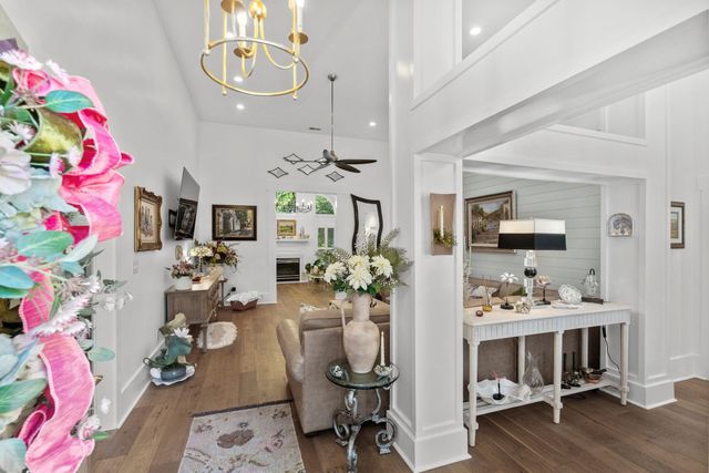 15 Cherbourg Pl, Pawleys Island, SC 29585