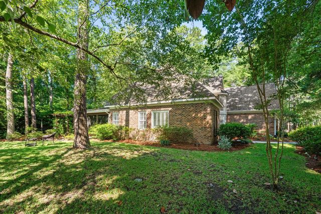 15 Cherbourg Pl, Pawleys Island, SC 29585