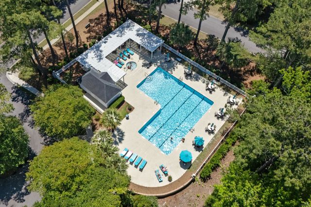 15 Cherbourg Pl, Pawleys Island, SC 29585