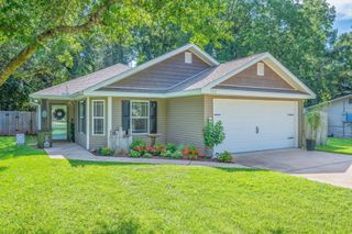 153 Shady Lane, Crestview, FL 32536