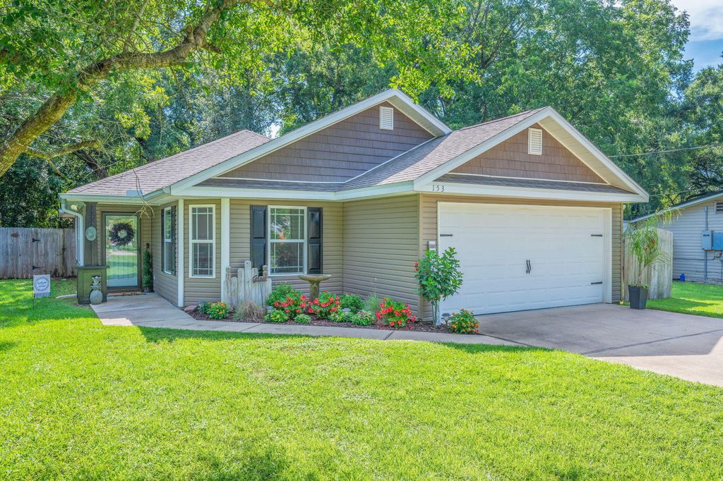 153 Shady Lane, Crestview, FL 32536