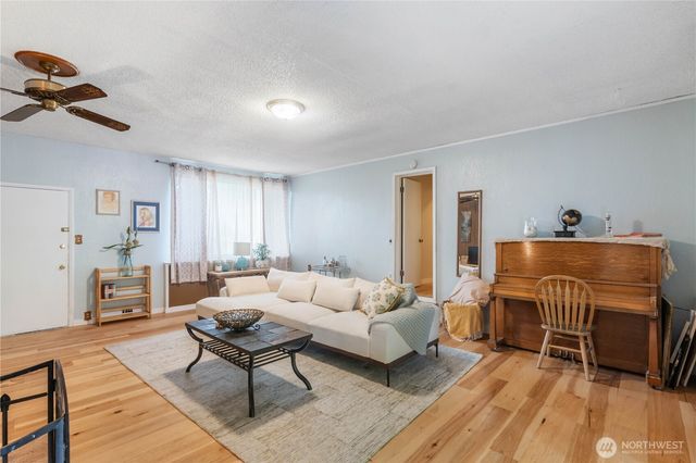 3606 Entrada Drive NE, Olympia, WA 98506