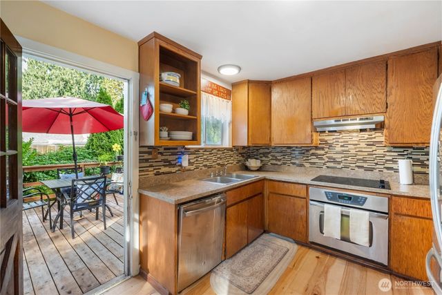 3606 Entrada Drive NE, Olympia, WA 98506