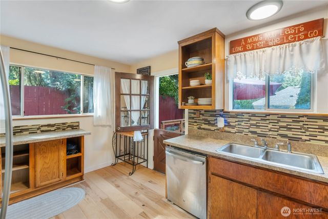 3606 Entrada Drive NE, Olympia, WA 98506