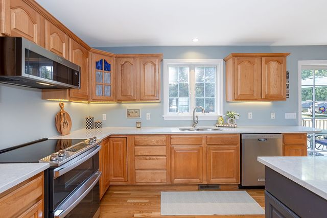 326 Windstone Drive, Portsmouth, RI 02871
