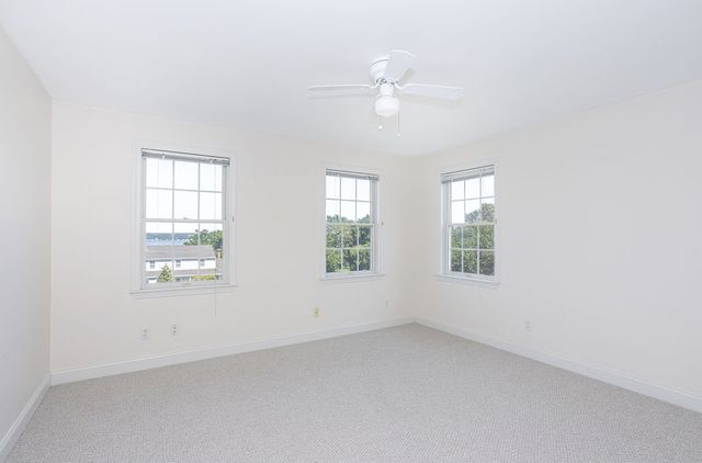 326 Windstone Drive, Portsmouth, RI 02871