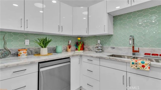 1457 Sunflower Circle North, Palm Springs, CA 92262