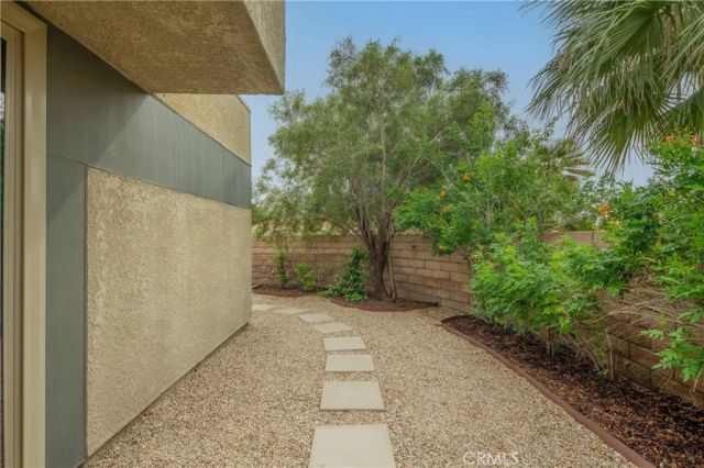 1457 Sunflower Circle North, Palm Springs, CA 92262
