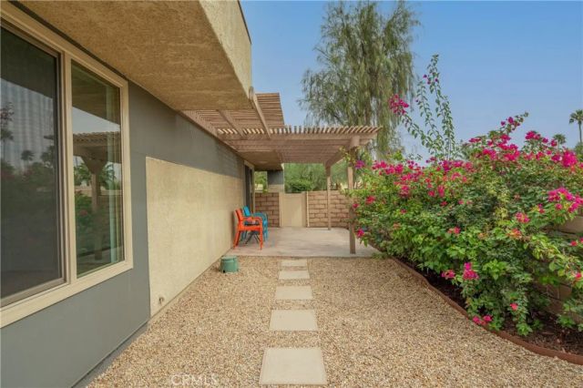 1457 Sunflower Circle North, Palm Springs, CA 92262