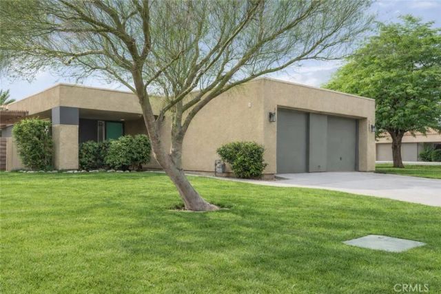 1457 Sunflower Circle North, Palm Springs, CA 92262