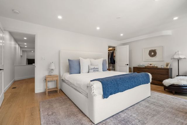 236 W Newton St 1, Boston, MA 02116