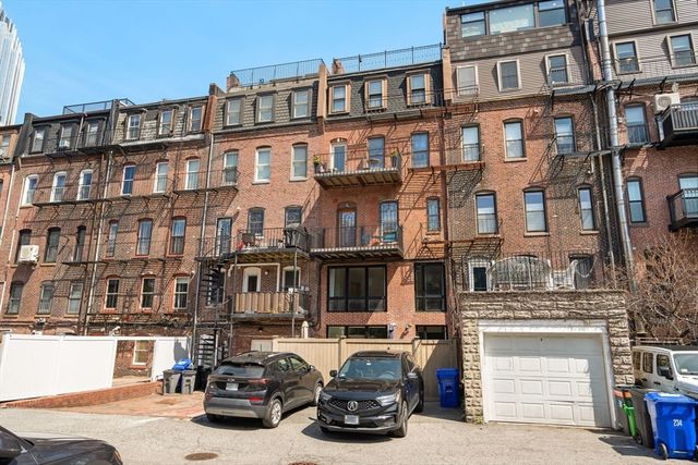 236 W Newton St 1, Boston, MA 02116
