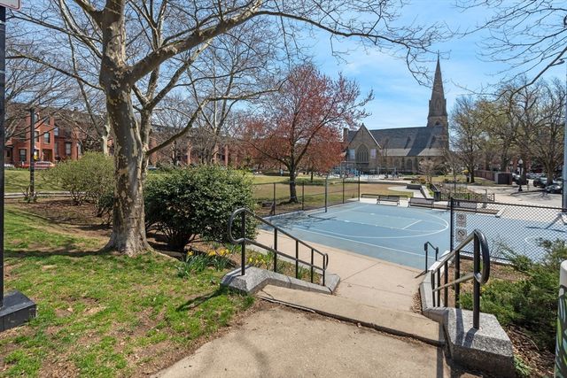 236 W Newton St 1, Boston, MA 02116