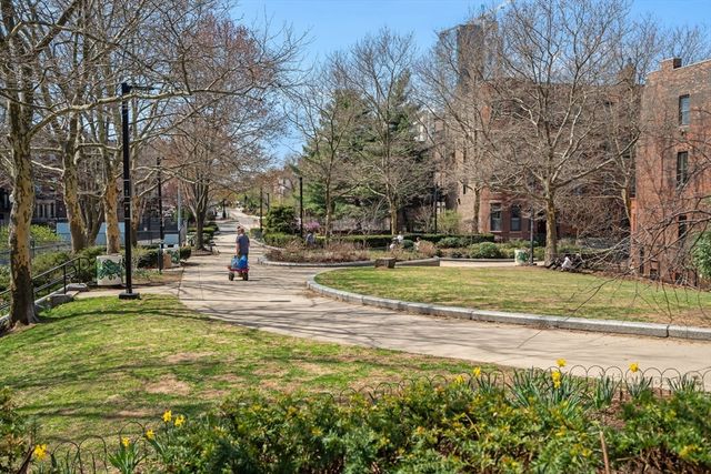 236 W Newton St 1, Boston, MA 02116