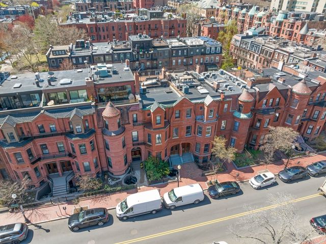 236 W Newton St 1, Boston, MA 02116