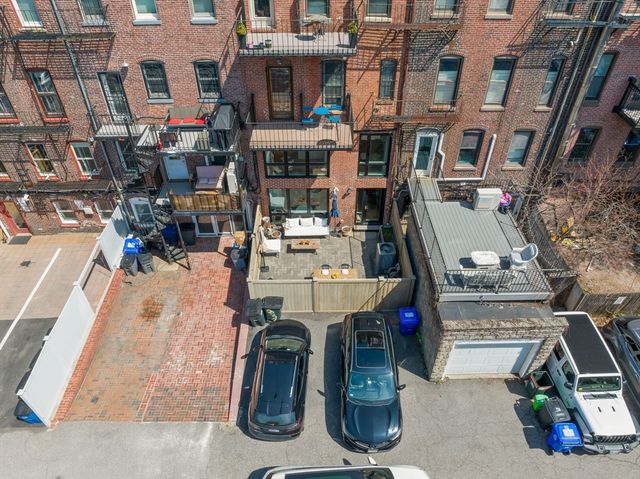 236 W Newton St 1, Boston, MA 02116